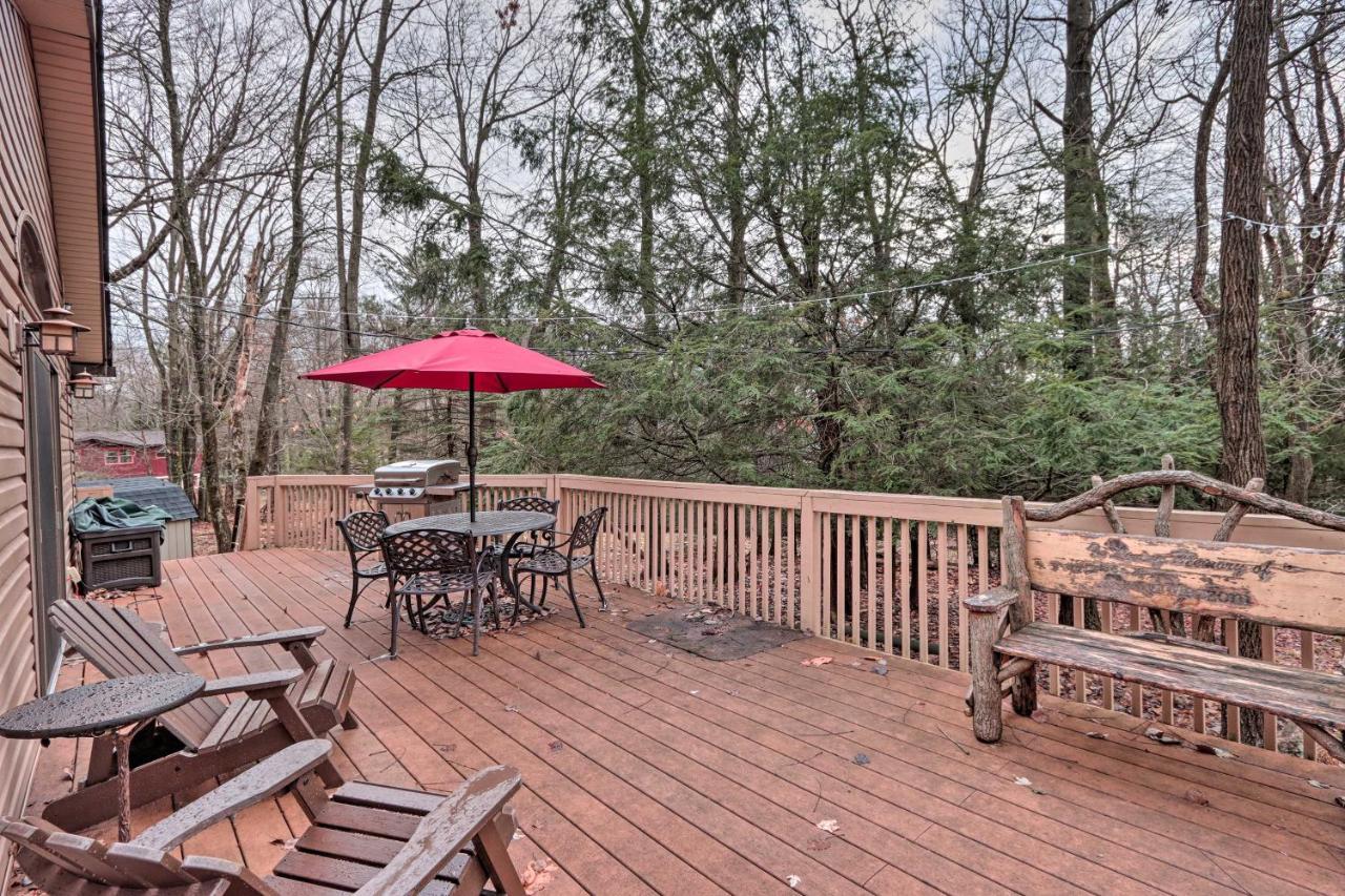 Poconos Home With Game Room Walk To Lake Harmony! Dış mekan fotoğraf