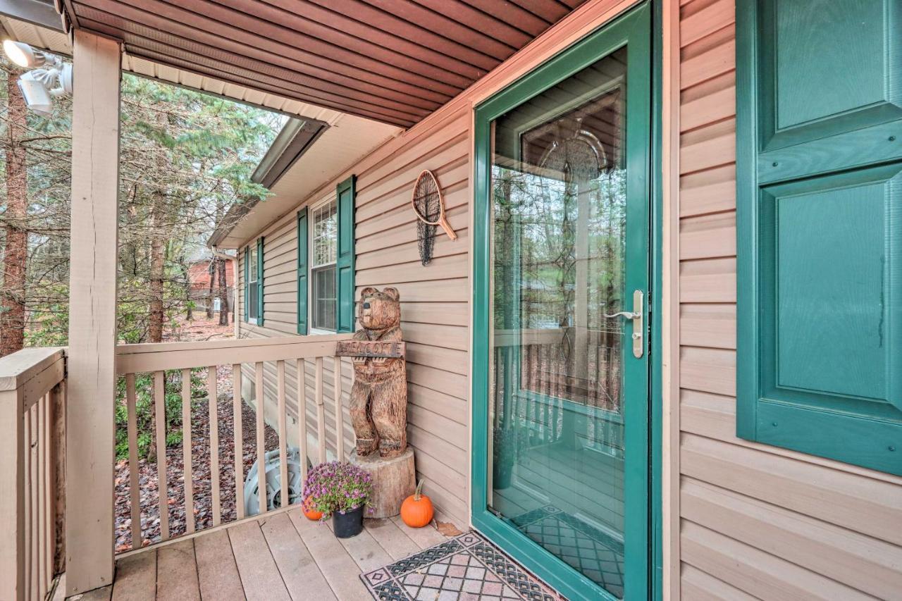 Poconos Home With Game Room Walk To Lake Harmony! Dış mekan fotoğraf