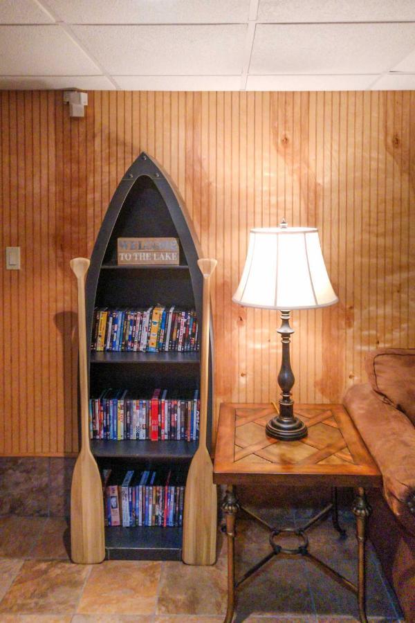 Poconos Home With Game Room Walk To Lake Harmony! Dış mekan fotoğraf